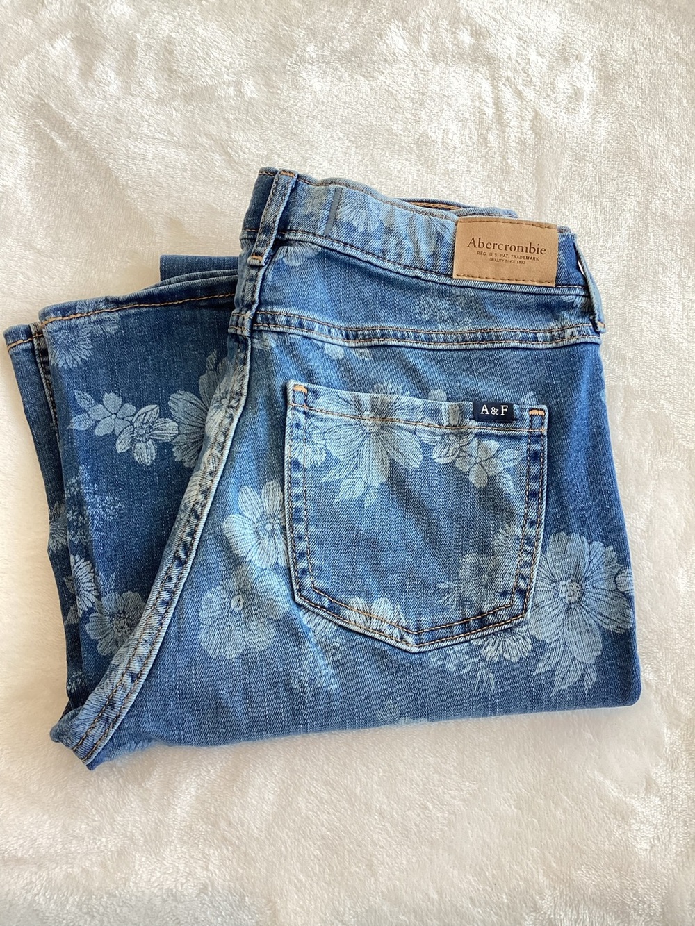 Abercrombie Kids High-Rise Flare Jeans New Sunflowers Floral 15 16